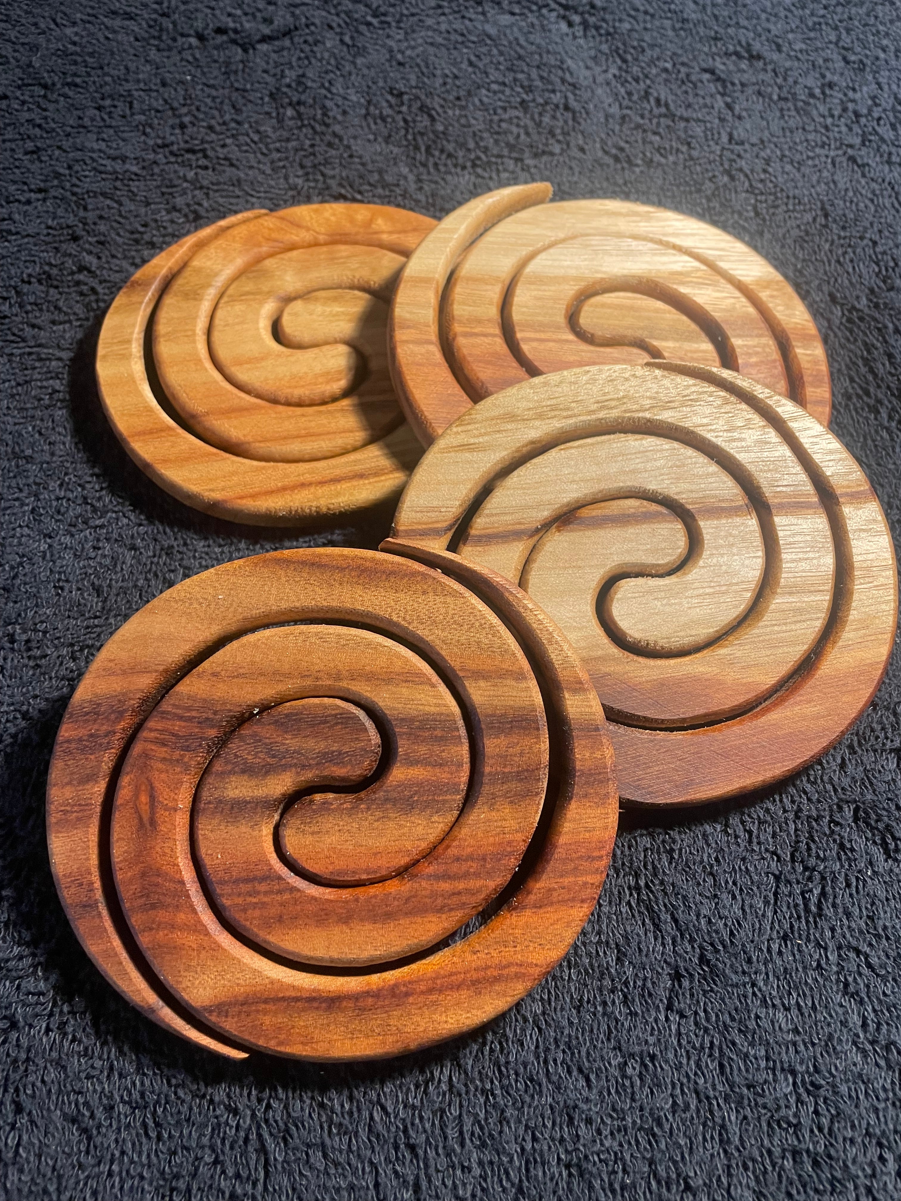 Coaster set x 4 camphor laurel