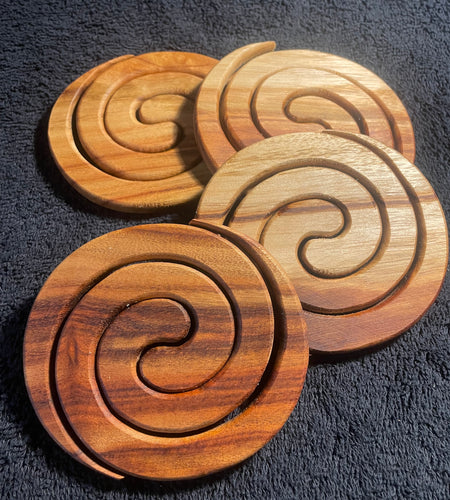 Coaster set x 4 camphor laurel