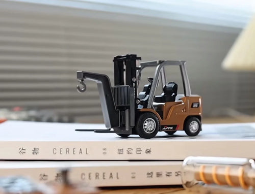 Load image into Gallery viewer, New 1/64 Remote-Controlled Alloy Forklift Engineering Vehicle Tabletop Toys Model Collection Gift For Boys
