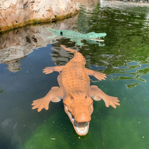 Load image into Gallery viewer, Rc Crocodile Remote Control Boat Electric Simulation Radio control  Machine toys  Children&#39;s Water pool Outdoor Toys for Boys
