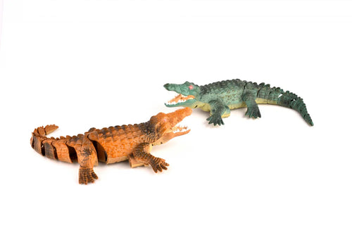 Load image into Gallery viewer, Rc Crocodile Remote Control Boat Electric Simulation Radio control  Machine toys  Children&#39;s Water pool Outdoor Toys for Boys
