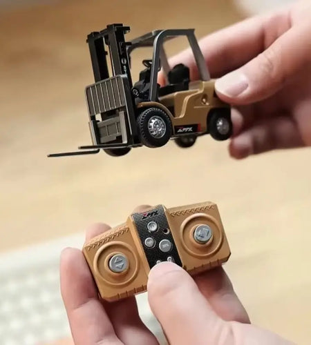 New 1/64 Remote-Controlled Alloy Forklift Engineering Vehicle Tabletop Toys Model Collection Gift For Boys