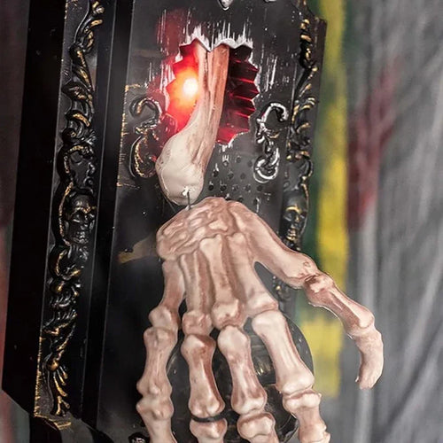Load image into Gallery viewer, Halloween Funny Doorbell Induction Spray Doorbell Sound Induction Venue Layout Haunted House Halloween Terror
