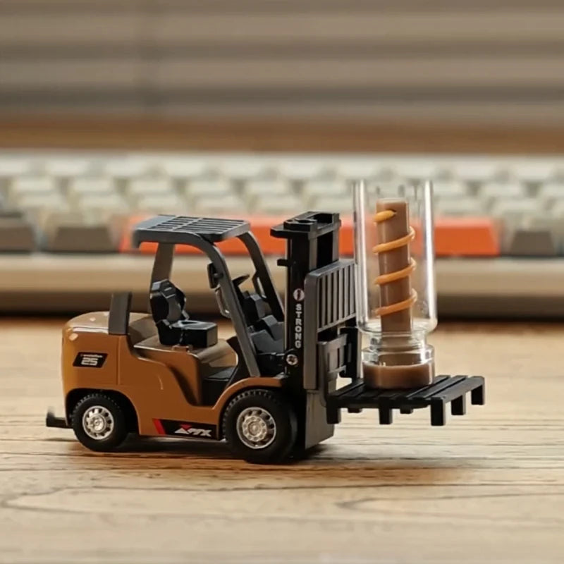 1/64 Remote-controlled alloy forklift Engineering vehicle Tabletop toys Model Collection Gift For Boys