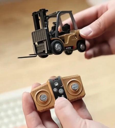 1/64 Remote-controlled alloy forklift Engineering vehicle Tabletop toys Model Collection Gift For Boys