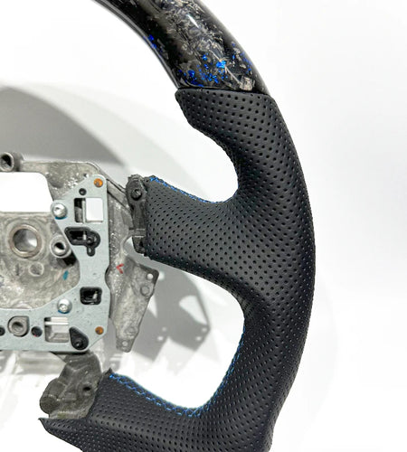 Carbon Bos Racing Wheel for Ford Steering Wheel Forged Carbon Fiber for Ford Xr6 Mk2 Ford Falcon Perforated Leather Car Handle