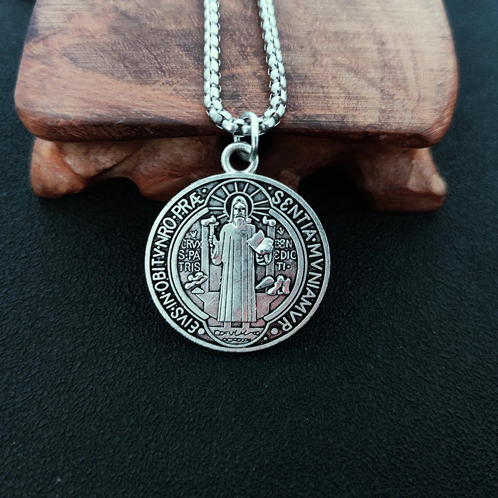 Catholic Saint Benedict Medallion Pendant Necklace Alloy San Benito Collares Choker Necklaces Creativity Gift Wholesale